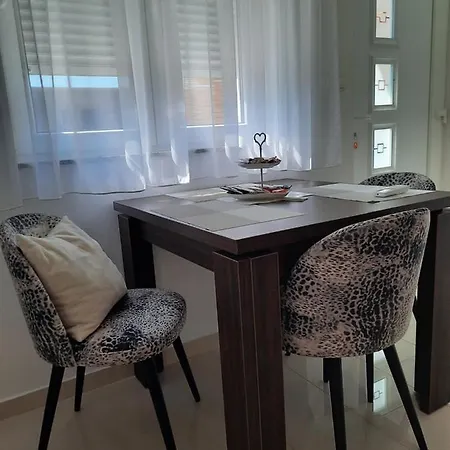 Apartment Perla